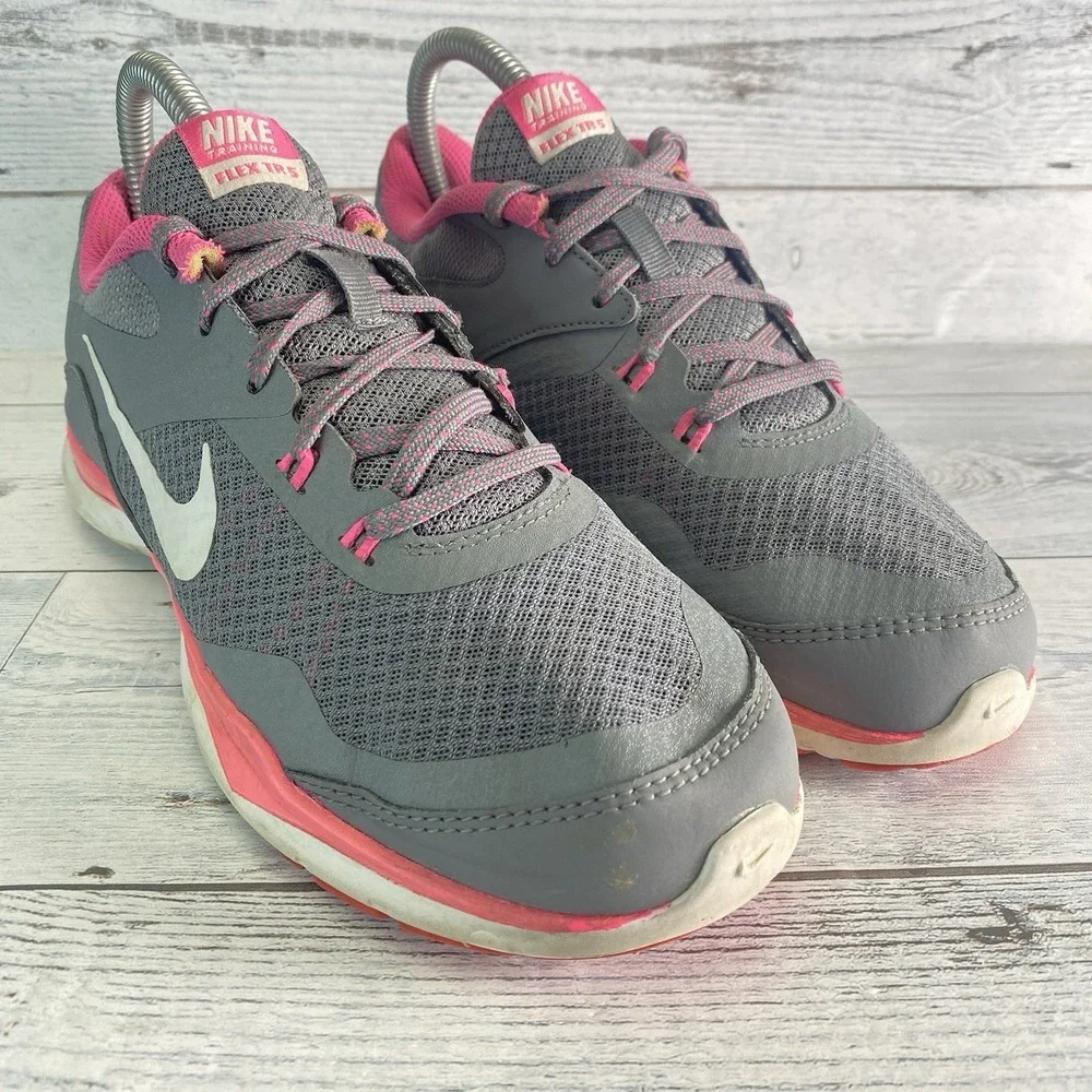 Nike Flex Trainer 5 Shoes Womens 7.5 Gray Pink Running Comfy Sneakers 724858-003